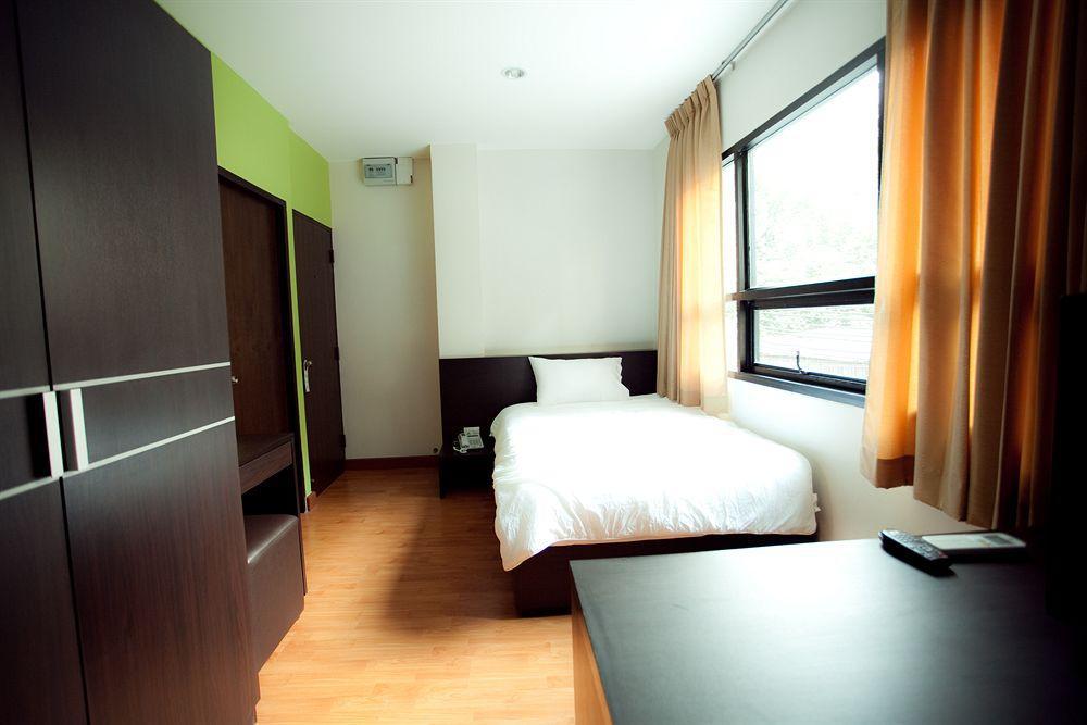 Khaosan Park Resort Bangkok Extérieur photo