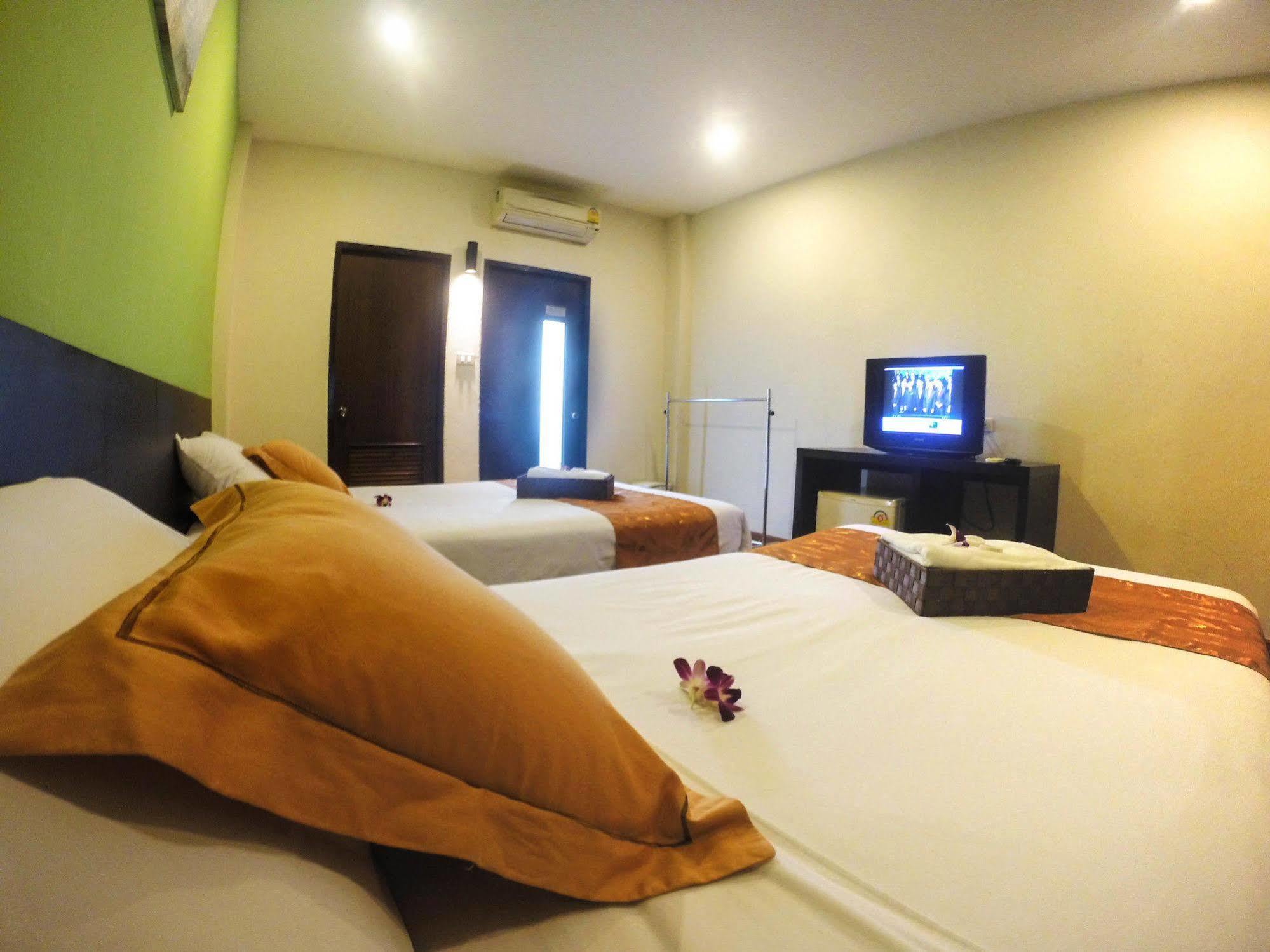 Khaosan Park Resort Bangkok Extérieur photo